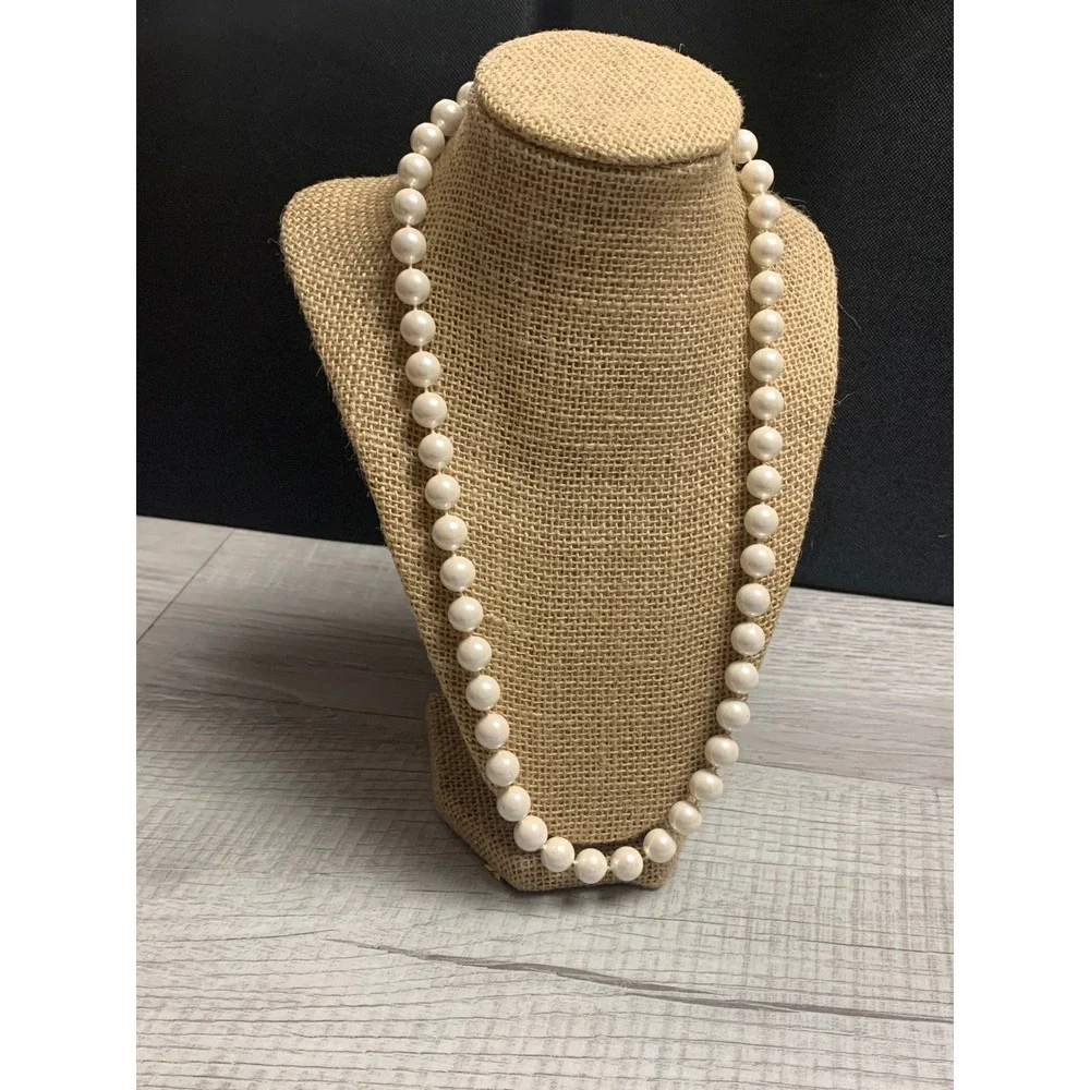 Vintage Faux Pearl Knotted Necklace Creamy White 24 Inch Gold Tone Clasp 4031